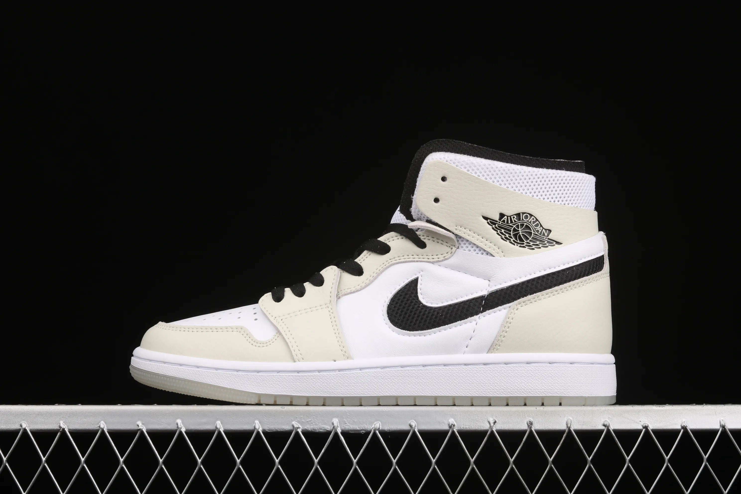 All categories Air Jordan Jordan series basketball shoes Air Jordan 1 High G version Air Jordan 1 Zoom Air CMFT AJ1 Joe 1 Pearl White high-top basketball shoes CT0979-002
